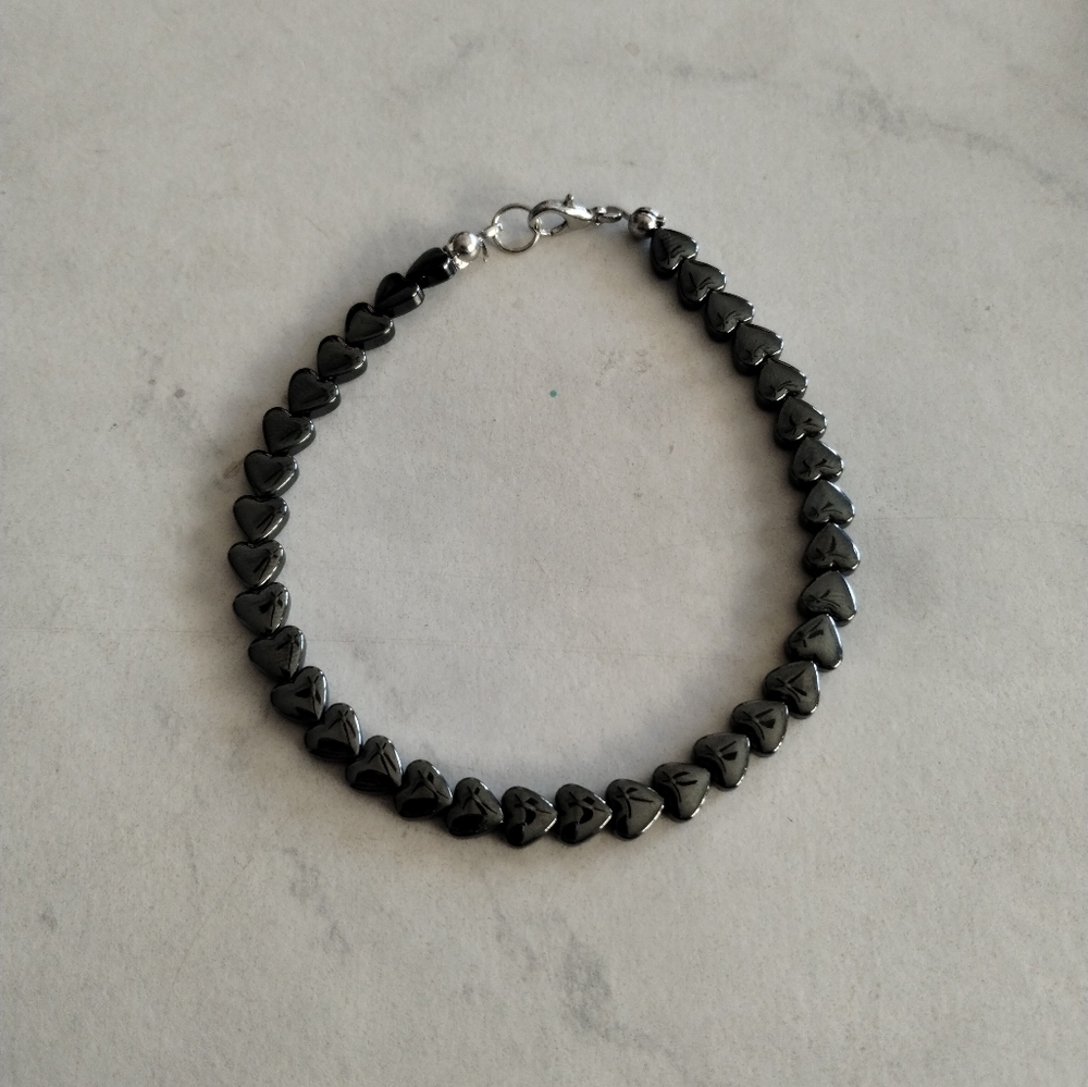 Handmade Gunmetal Plated Hematite Heart Bracelet